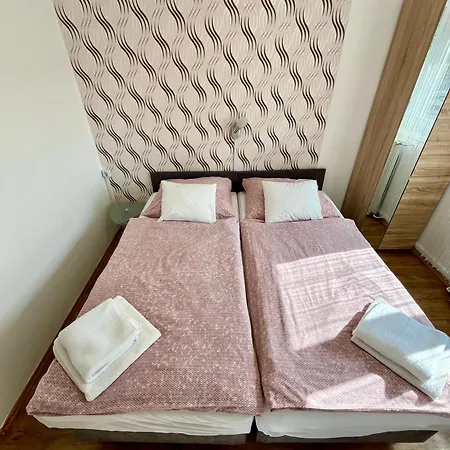 Sarkany Es Vendeghaz Miskolctapolca Διαμέρισμα Μίσκολτς