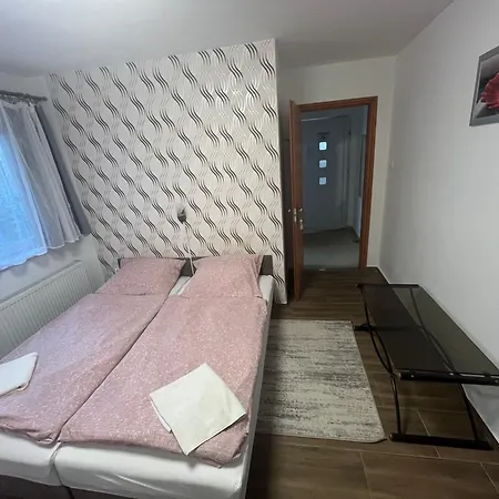 Sarkany Es Vendeghaz Miskolctapolca