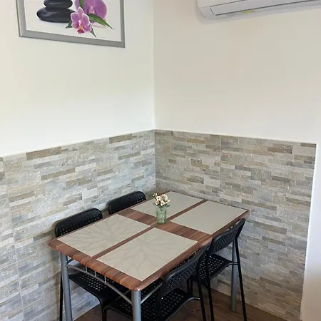 Sarkany Es Vendeghaz Miskolctapolca Διαμέρισμα