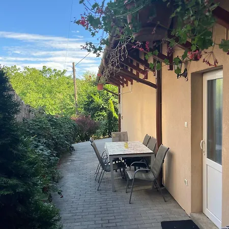 Διαμέρισμα Sarkany Es Vendeghaz Miskolctapolca *